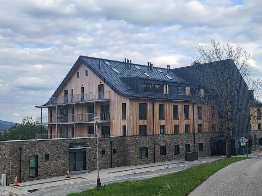 Krasny Apartman Refrino Janske Lazne Exterior photo